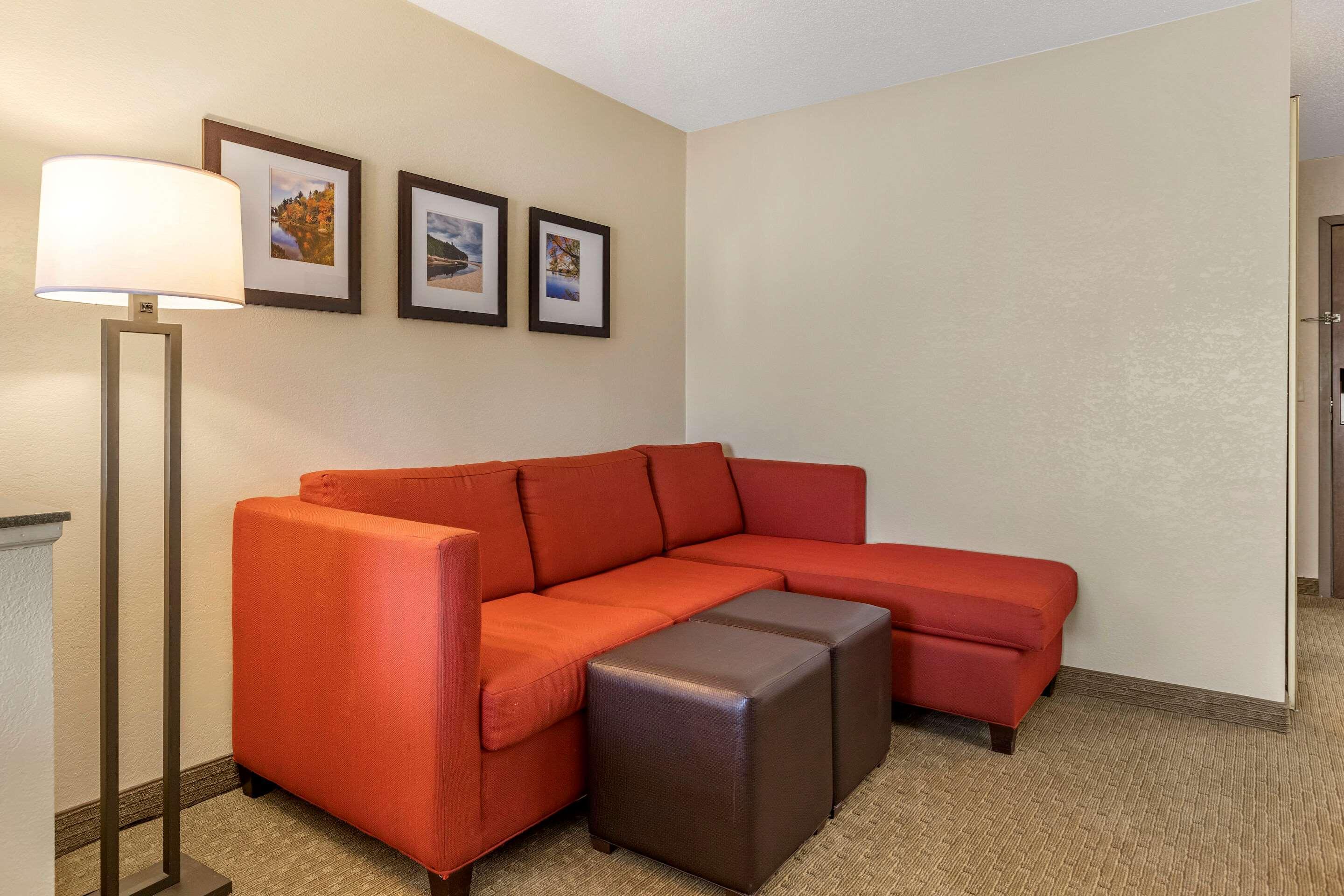 Comfort Suites Grand Rapids North Comstock Park Kültér fotó